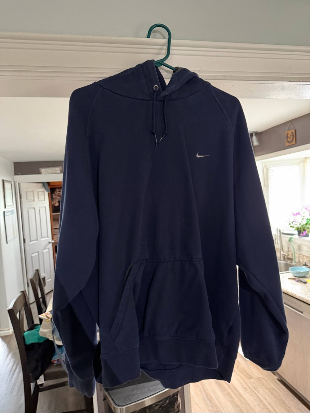 Nike Men’s Dark Navy Pullover Hoodie (Vintage)